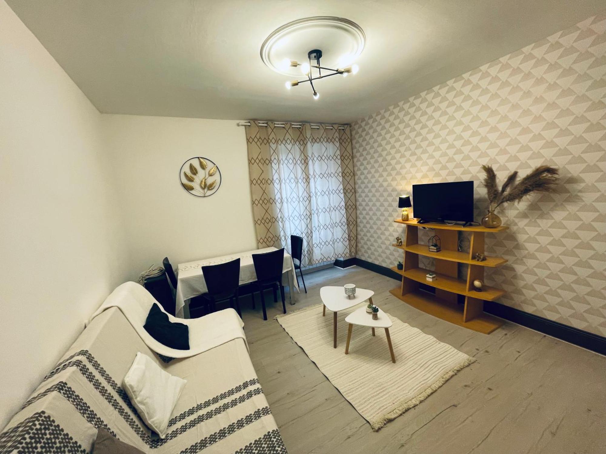 The Pekin Apartment *